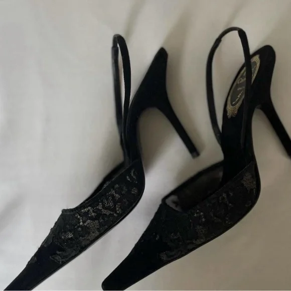 Rene Caovilla Black Lace Women's Heels - Picture 2 of 4